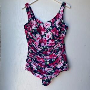 Maxine of Hollywood Tropical Swimsuit one piece size 22W